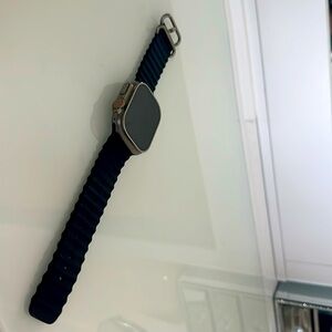 Apple Watch Ultra  (1st Gen)
